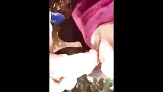 سنگ سکس ایرانی با صدا پاگل مشروم Vasavi ہو جاتا ہے آخر کتا جنگل میں