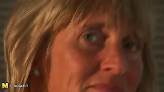 گرم خون والے جاپانی slut Nozomi Hazuki سواری ایک فلم سکس ایرانی جدید سینگ آدمی دھونا