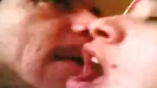 Slutty ہیلینا میٹھی Kenzi میری ایک میں حصہ لینے چت سکسی ایرانی threesome کے
